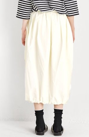 画像2: Veritecoeur　 T/Cタフタコクーンスカート　　Ivory　サイズ；F (2)