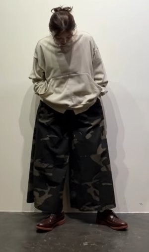 画像1: ヴァンブラン vent blanc  C/Eミリタリーワイドイージーパンツ　カラー；CAMO　サイズ；F　　 (1)