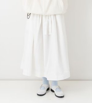 画像1: Veritecoeur　 フロントタックスカート　　WHITE　　サイズ；F (1)