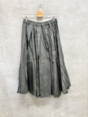 画像1: nunuforme 　 プリーツパンツ　　チャコール (1)