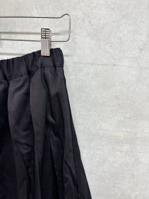 画像2: nunuforme 　 プリーツパンツ　　BLACK (2)