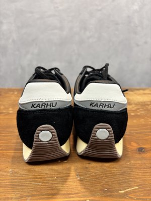 画像3: KARHU カルフ スニーカー  　　MESTARI 76  JET BLACK / BLANC DE BLANC 　　KH8051074 (3)