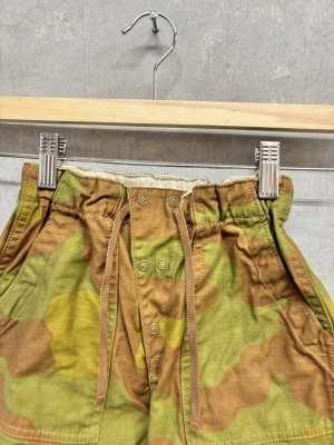 画像2: 2026秋冬 　DENIMDUNGAREE　　バックサテン カモプリント リバーシブル PN　　11；生成(カモフラ) (2)