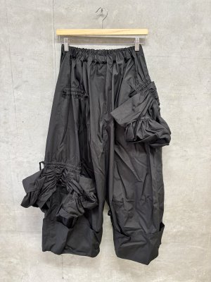 画像1: 2026秋冬　フランキーグロウ 　RIBBON MACKIN PANTS　 カラー；BLACK　サイズ；F2 (1)