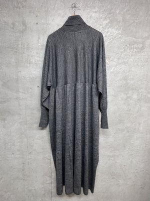 画像3: 2026秋冬　doux bleu　　タートルネック ニットワンピース　　85；チャコール　FREE (3)