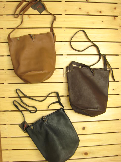 HYSMINI、KOOS入荷。