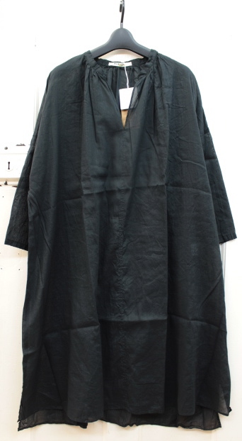 tumugu、paradis、toitoitoi入荷。