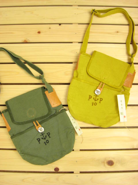 快晴堂、南京豆印入荷。