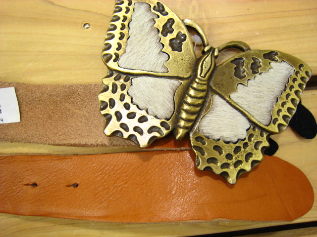 ムチャチャ、RONI、ラフチー、BLOC、KOOS入荷。