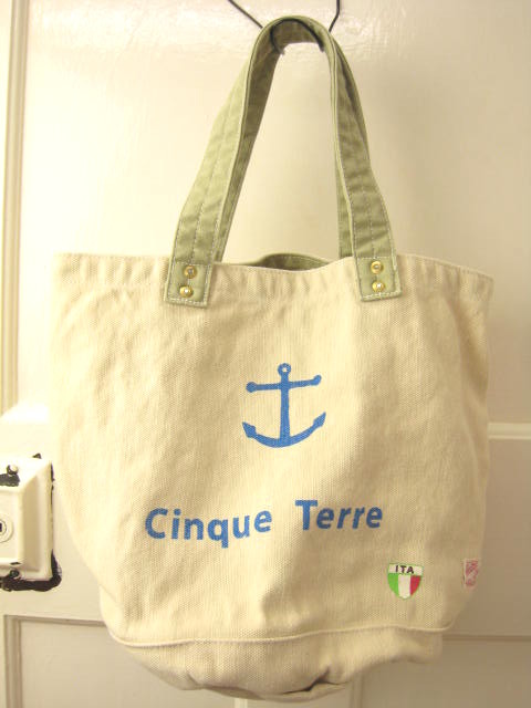 chambre de nimes、快晴堂入荷。