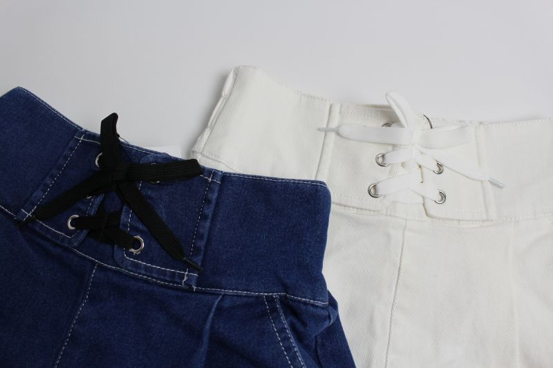 30%off LOVEtoxic ラブトキシック レースアップ ショートパンツ