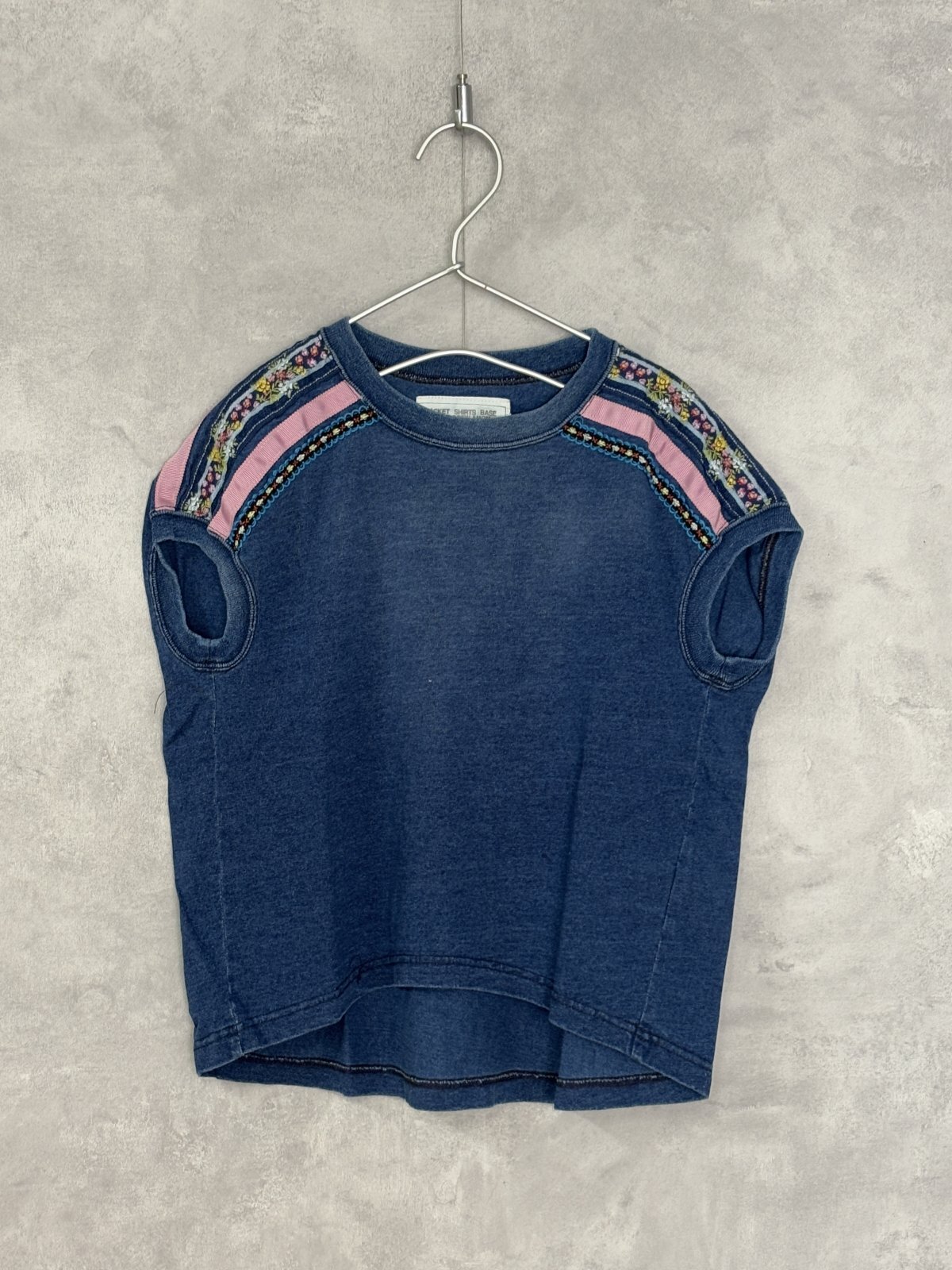 2025春夏 　GTH　Vintage-like Tyrolean Tape Sleeveless Tee　　4；紺　サイズ；120
