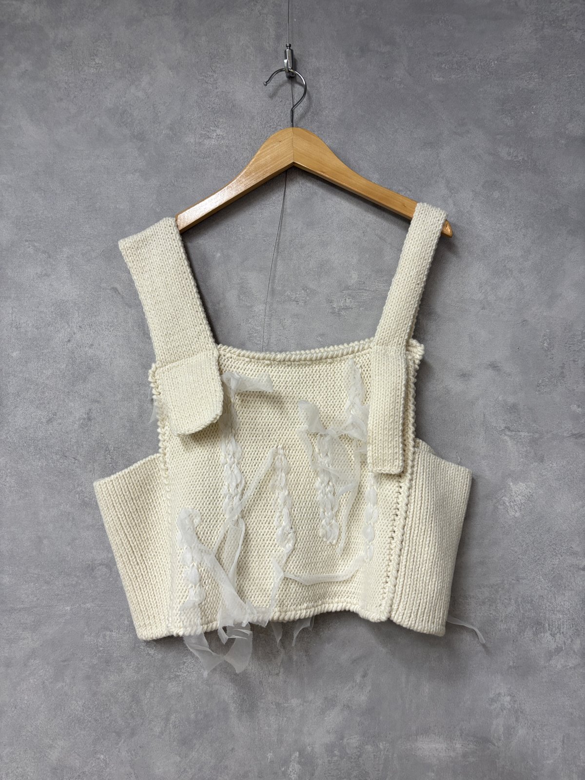 2025AW   フランキーグロウ　KNIT VEST　  カラー；IVORY　サイズ；F(おとな)