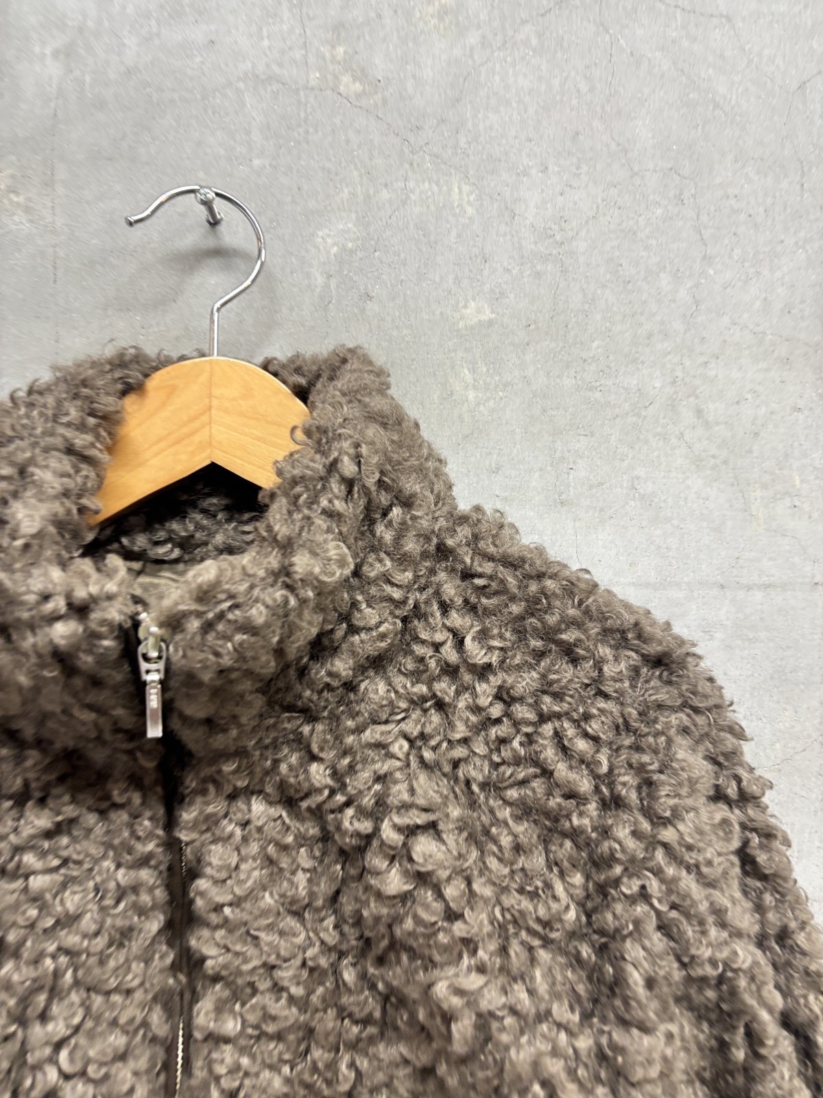 denicher カーリーファーZIP UP ブルゾン カラー；BROWN サイズ；F